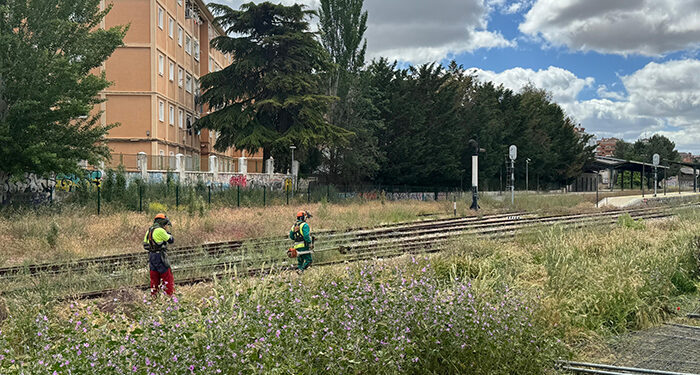 ADIF inicia los trabajos de limpieza y desbroce de los terrenos de su propiedad en Cuenca 1 ADIF inicia los trabajos de limpieza y desbroce de los terrenos de su propiedad en Cuenca