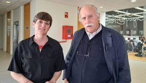 Aike aboga por la gestión directa de la biblioteca municipal