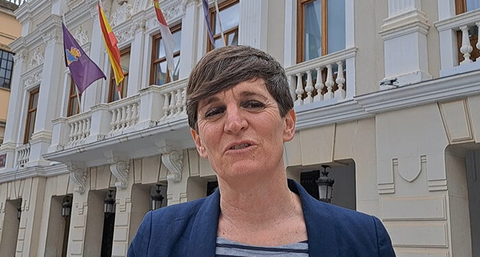 Aike señala la falta de rigor y planificación económica del Partido Popular y Vox 1 Aike señala la falta de rigor y planificación económica del Partido Popular y Vox