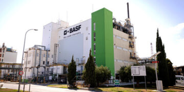 BASF invertirá en la ampliación de capacidad de la gama de inhibidores de parafina Basoflux® en su planta de Tarragona