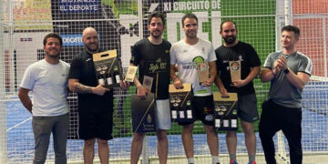 Cincuenta padelistas se dan cita en el XI Torneo de Pádel “Villa de Iniesta” del Circuito Diputación de Cuenca