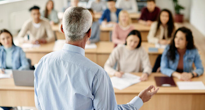 Convocado el proceso para la admisión del alumnado en centros de adultos e institutos que imparten Bachillerato para personas adultas 1 Convocado el proceso para la admisión del alumnado en centros de adultos e institutos que imparten Bachillerato para personas adultas