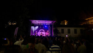 Cruz Roja Cuenca celebra la asistencia de 350 personas al Tardeo Solidario y la notable afluencia de público joven