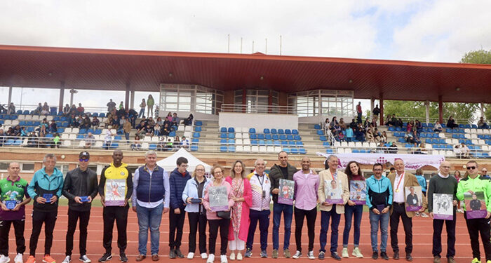 El Ayuntamiento rinde homenaje al presente, pasado y futuro del atletismo en Guadalajara y crea un muro de la fama