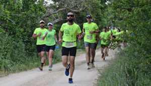 El Club Maratón Guadalajara celebra con gran éxito su III Reto Viaje a la Alcarria, un evento que une deporte, cultura, turismo, naturaleza y compañerismo