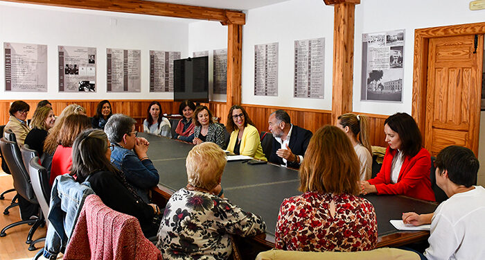 El DOCM publica esta semana ayudas a municipios y entidades destinadas a promover la igualdad, a las que el Gobierno regional destina 268.000 euros 1 El DOCM publica esta semana ayudas a municipios y entidades destinadas a promover la igualdad, a las que el Gobierno regional destina 268.000 euros