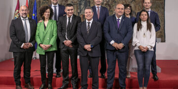 El Gobierno regional y la UCLM firman un protocolo para favorecer el acceso a estudios superiores a jóvenes en situación de vulnerabilidad