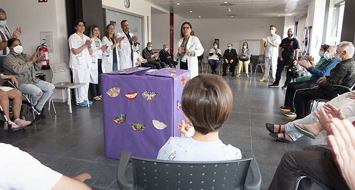 El Hospital de Guadalajara se suma al Día del Niño Hospitalizado con una actividad que ha reunido a los pacientes más pequeños y los más veteranos 1 El Hospital de Guadalajara se suma al Día del Niño Hospitalizado con una actividad que ha reunido a los pacientes más pequeños y los más veteranos