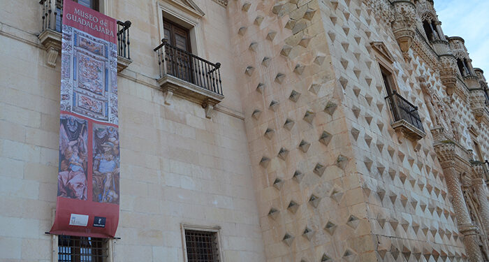 El Museo provincial de Guadalajara acoge la muestra de fotografía ´Instantes decisivos. Fotografía en la colección de Julián Castilla´ 1 El Museo provincial de Guadalajara acoge la muestra de fotografía ´Instantes decisivos. Fotografía en la colección de Julián Castilla´