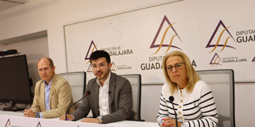 El PP cree que Vega podría estar enmascarando en una supuesta licitación a medida la compra de un inmueble en su pueblo para la Diputación por 300.000 euros