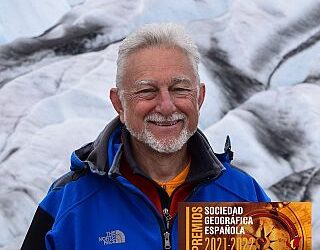 El explorador Javier Cacho mantendrá el próximo sábado 18 de mayo un encuentro con los vecinos de Hiendelaencia