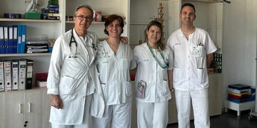El servicio de Geriatría del Hospital de Guadalajara relanza la Escuela de Cuidadores para capacitar a las personas que cuidan a mayores