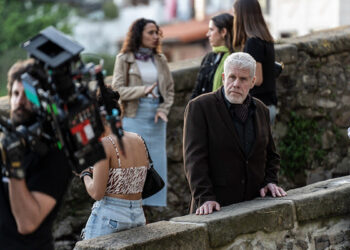 Finaliza el rodaje de ‘Ya no quedan junglas adonde regresar’, obra de Carlos Augusto Casas, protagonizada por Ron Perlman Finaliza el rodaje de ‘Ya no quedan junglas adonde regresar’, obra de Carlos Augusto Casas, protagonizada por Ron Perlman