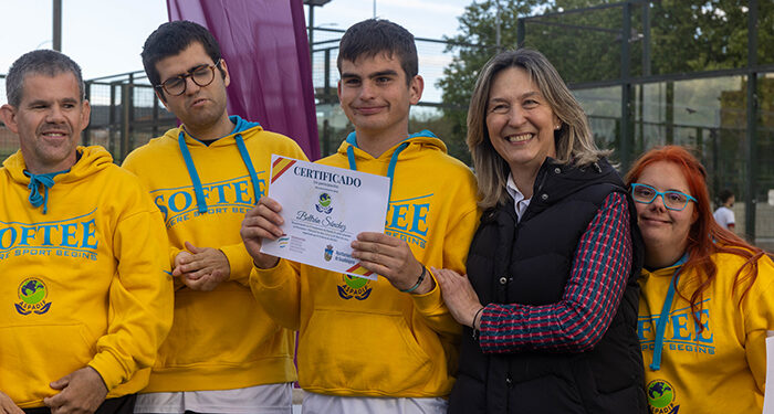 Guadalajara reconoce a los deportistas de ASPADIF por su brillante actuación en el Campeonato de España de Pádel Adaptado 1 Guadalajara reconoce a los deportistas de ASPADIF por su brillante actuación en el Campeonato de España de Pádel Adaptado