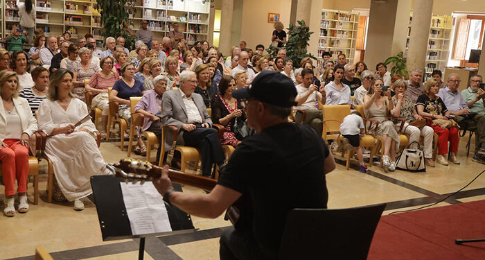 Guarinos comparte con los Amigos de la Biblioteca de Guadalajara su fin de curso con un concierto en Dávalos