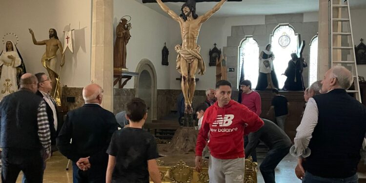 Quita de andas del Cristo de la Agonía