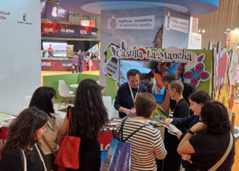 La Agrupación de Hostelería está presente en Expovacaciones para promocionar la provincia de Cuenca