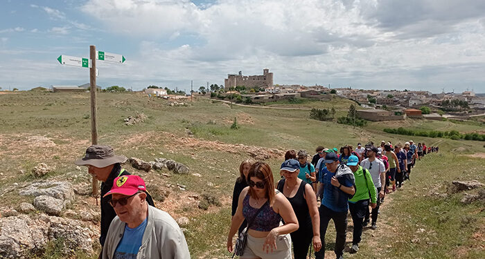 La Almarcha y Castillo de Garcimuñoz se unen en una jornada espectacular del Circuito de Senderismo Diputación de Cuenca