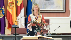 La Audiencia obliga a rectificar una información falsa relacionada con los sueldos del actual equipo de Gobierno y confirma que “no se ha producido incremento alguno respecto a los anteriores”