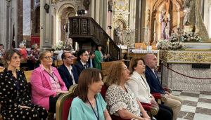 La Corporación municipal cumplimenta el voto en honor a la Virgen de la Luz