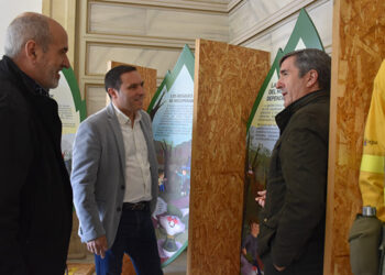 La Diputación de Cuenca acoge una exposición dedicada a que los niños y niñas se conciencien de la lucha contra los incendios
