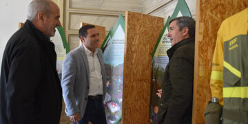 La Diputación de Cuenca acoge una exposición dedicada a que los niños y niñas se conciencien de la lucha contra los incendios