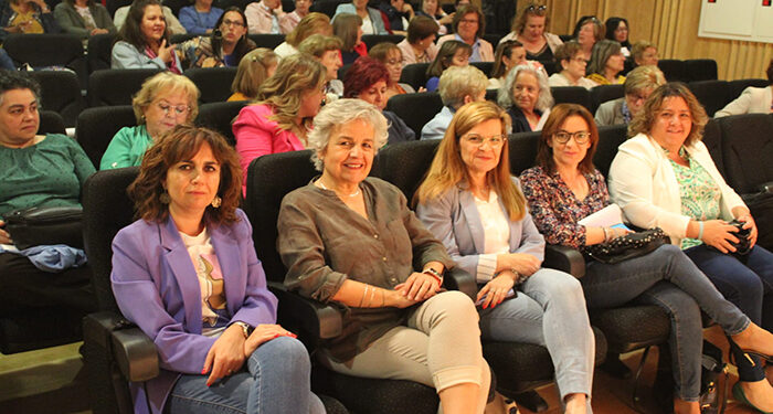 La Diputación de Cuenca organiza el primer encuentro de asociaciones de mujeres con más de cien participantes