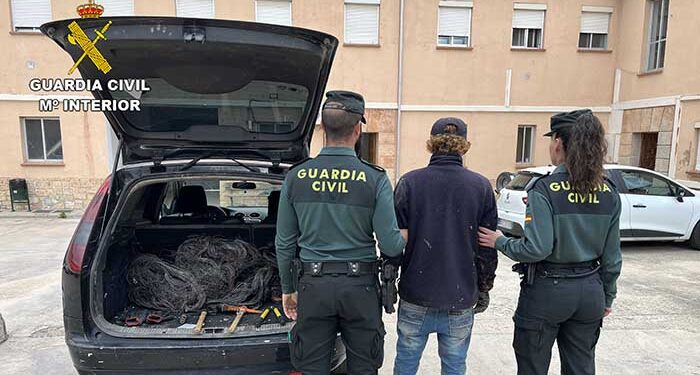 La Guardia Civil de Guadalajara detiene en Gajanejos a una persona por robo de cable de cobre del tendido telefónico