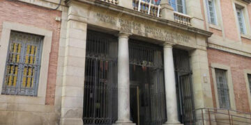 La Junta concede 21 medallas individuales y 16 placas colectivas de Protección Civil