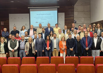 La Junta da cobertura a los municipios de la provincia de Guadalajara con la firma 80 convenios para la prestación de los Servicios Sociales y la Ayuda a Domicilio