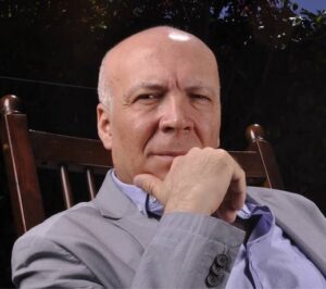 La RACAL acoge este martes la presentación de una antología poética de Santiago Gómez Valverde