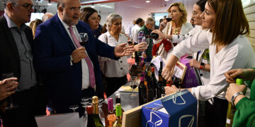 Las exportaciones de vino cierran el mes de febrero con “un récord histórico” de facturación en la región