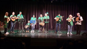 Lleno en la Casa de la Cultura con la XXIV Muestra de Rondas Tradicionales San Isidro 2024 en Azuqueca