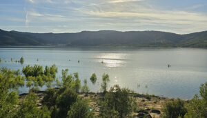 Los Ribereños demandan el cambio urgente de las normas del trasvase tras un nuevo envío automático