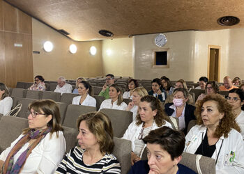 Los profesionales sanitarios de Cuenca se suman a la iniciativa “Salud en 12 meses” de la Consejería de Sanidad para el abordaje del tabaquismo Los profesionales sanitarios de Cuenca se suman a la iniciativa “Salud en 12 meses” de la Consejería de Sanidad para el abordaje del tabaquismo