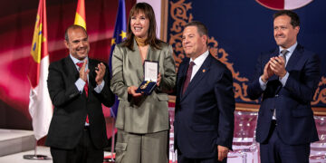 Mabel Lozano defiende los valores de Castilla-La Mancha, “una tierra llena de quijotes y quijotas, personas anónimas con valentía y nobleza”