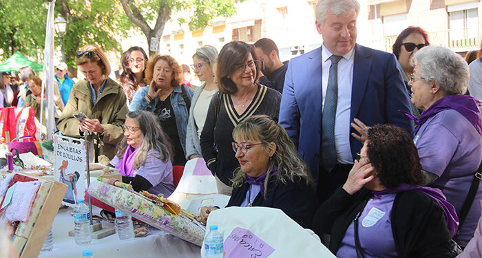 Más de 300 encajeras en el XX Encuentro de Encajeras de Bolillos Ciudad de Guadalajara 1 Más de 300 encajeras en el XX Encuentro de Encajeras de Bolillos Ciudad de Guadalajara