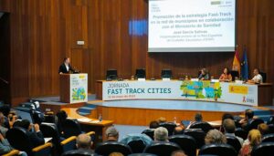 Salinas participa en una jornada del Ministerio de Sanidad sobre estrategia municipal contra el VIH y las ITS