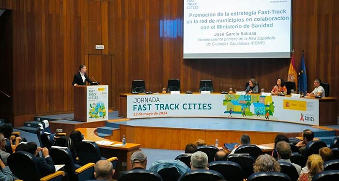 Salinas participa en una jornada del Ministerio de Sanidad sobre estrategia municipal contra el VIH y las ITS 1 Salinas participa en una jornada del Ministerio de Sanidad sobre estrategia municipal contra el VIH y las ITS