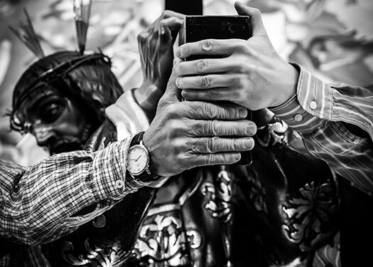 La instantánea “Tolle Crucem Tuam”, de Pedro Pablo Procopio, ganadora del XV Premio de Fotografía de la Junta de Cofradías