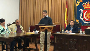Toma posesión el nuevo concejal de Huete, Francisco Javier Baquero López