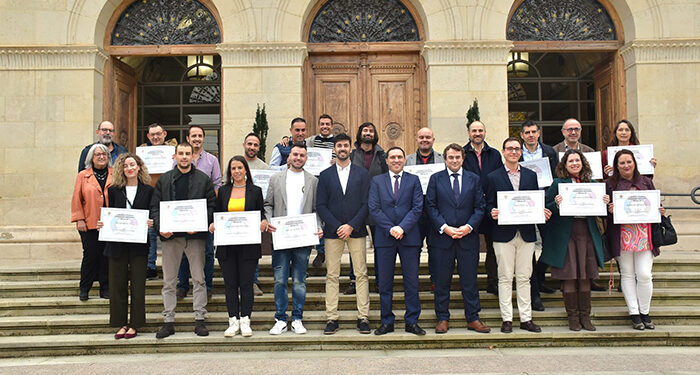 Un total de 62 proyectos se presentan a la tercera edición de los concursos empresariales Integra 4.0 de la Diputación de Cuenca 1 Un total de 62 proyectos se presentan a la tercera edición de los concursos empresariales Integra 4.0 de la Diputación de Cuenca