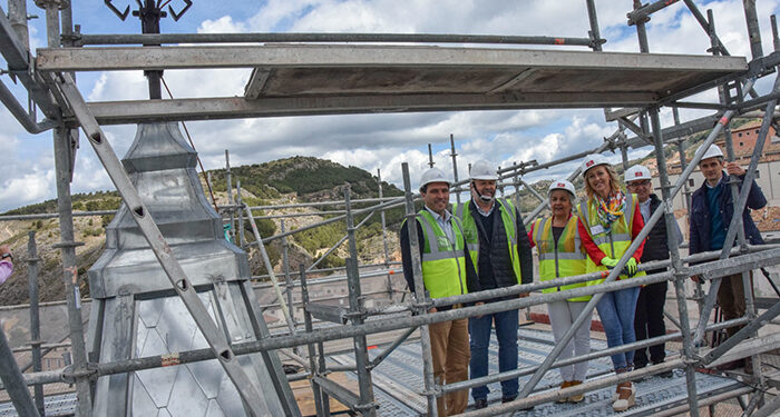 A punto de finalizar la primera fase de las obras de la torre de la Iglesia de El Salvador