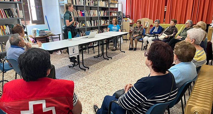 Cruz Roja Cuenca advierte de la creciente vulnerabilidad de las mujeres mayores que sufren de una violencia más silenciada y aceptada socialmente