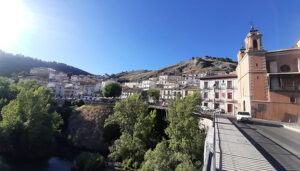 Cuenca en Marcha vuelve a denunciar “ruidos por fiestas hasta altas horas” en el barrio de San Antón