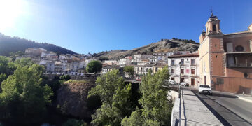 Cuenca en Marcha vuelve a denunciar “ruidos por fiestas hasta altas horas” en el barrio de San Antón