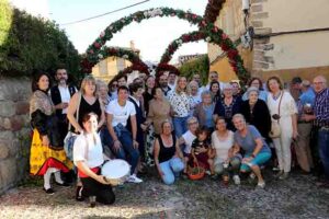 El Arco del Barrio del Tinte gana el concurso de los Arcos de San Juan 2024