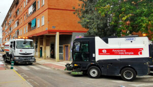 El Ayuntamiento pone en marcha una intervención especial de limpieza en los barrios de Azuqueca