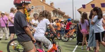 El Barrio de Adoratrices-Defensores celebra sus fiestas con actividades para todos