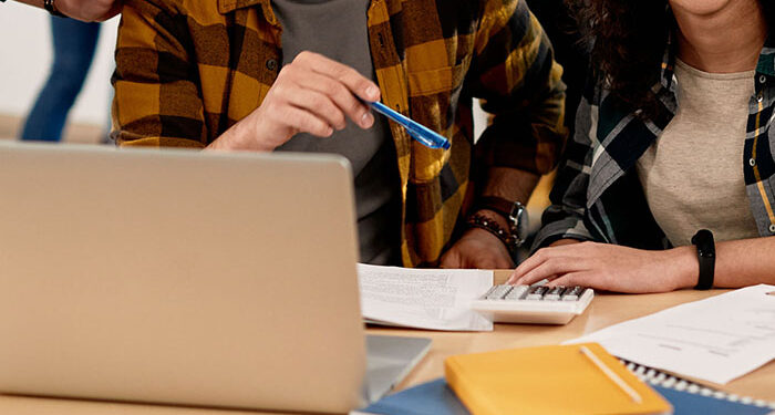 El DOCM publicará este lunes la congelación de los precios de acceso a los estudios en la Universidad de Castilla-La Mancha